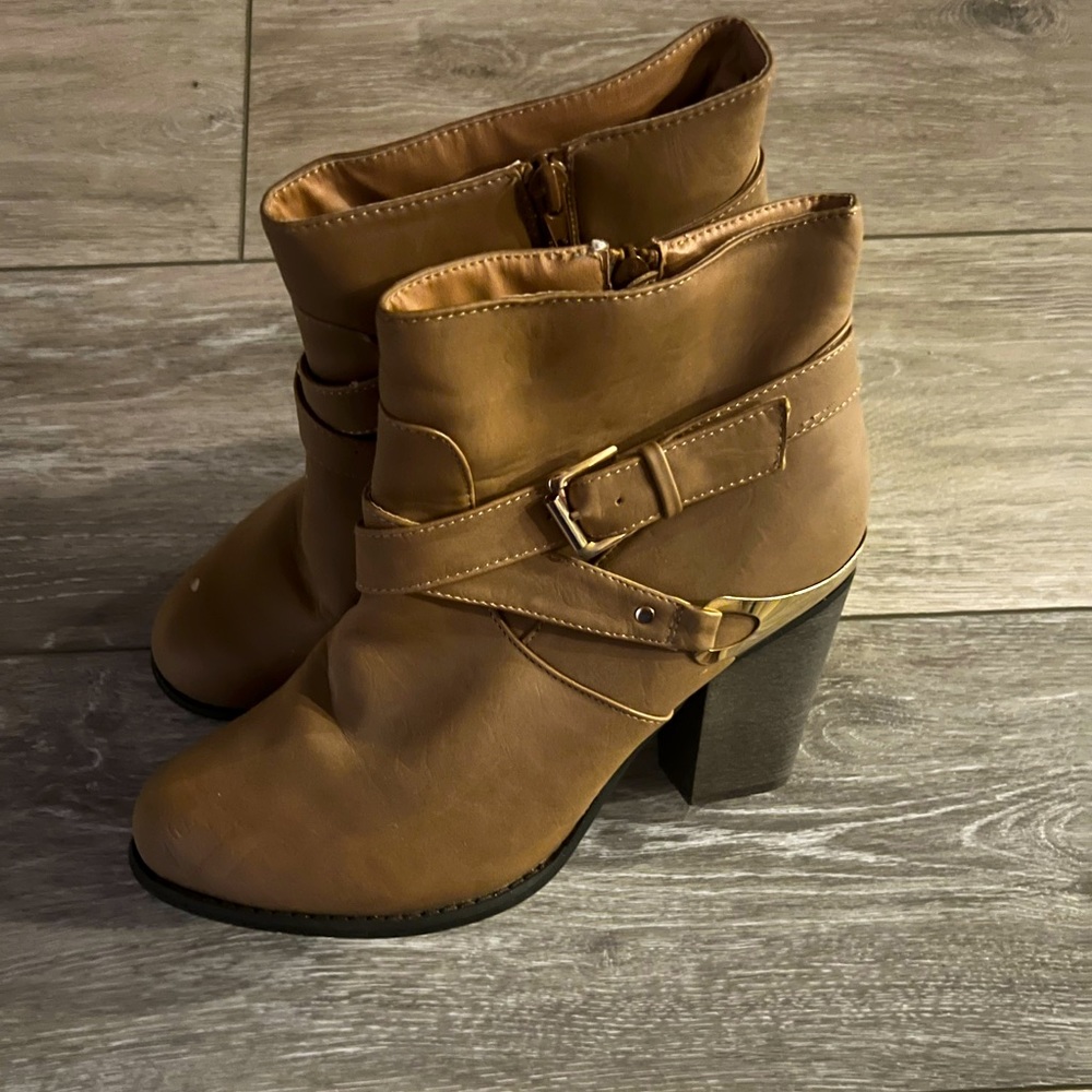 Tan bootie with gold buckle. Worn only a few times. Size 9, EU 43. $5